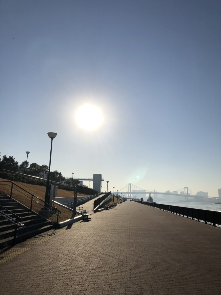 豊洲ぐるり公園の雰囲気(日中)
