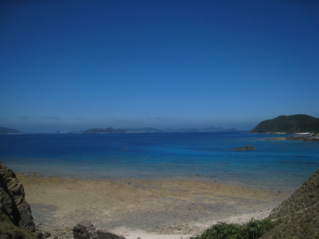 沖縄県、渡嘉敷島の海