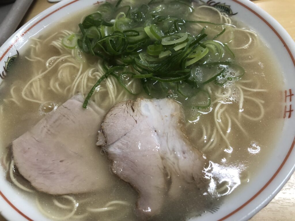 福岡県の安全食堂のラーメン