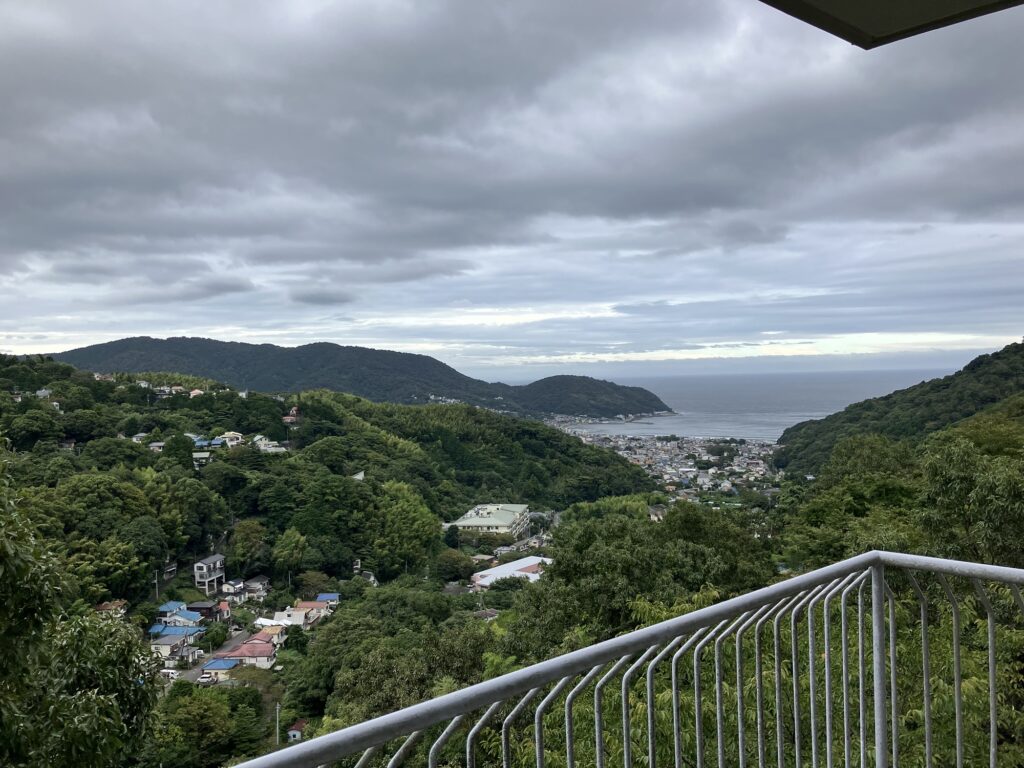 ベランダから見える景色(曇り空)