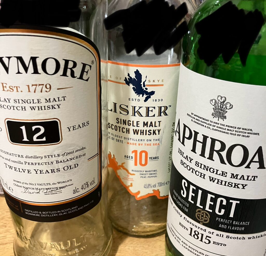 ウイスキーの酒瓶1