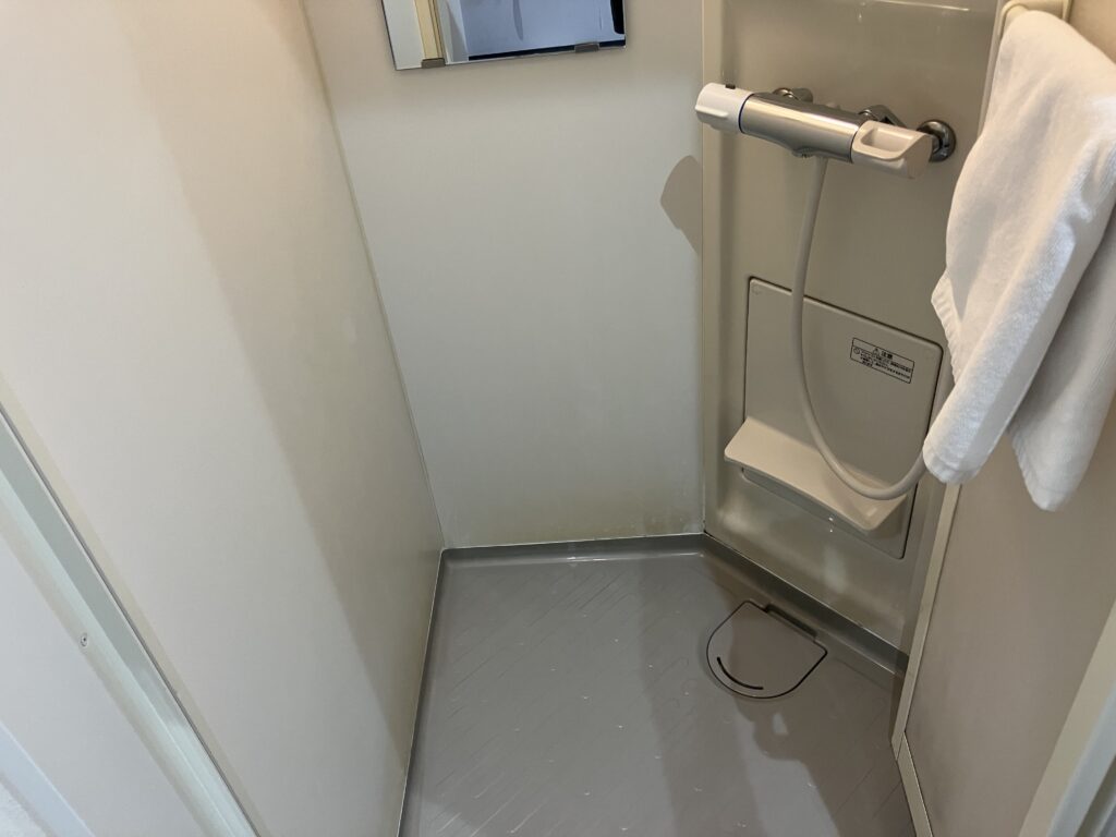シャワー室の間取り