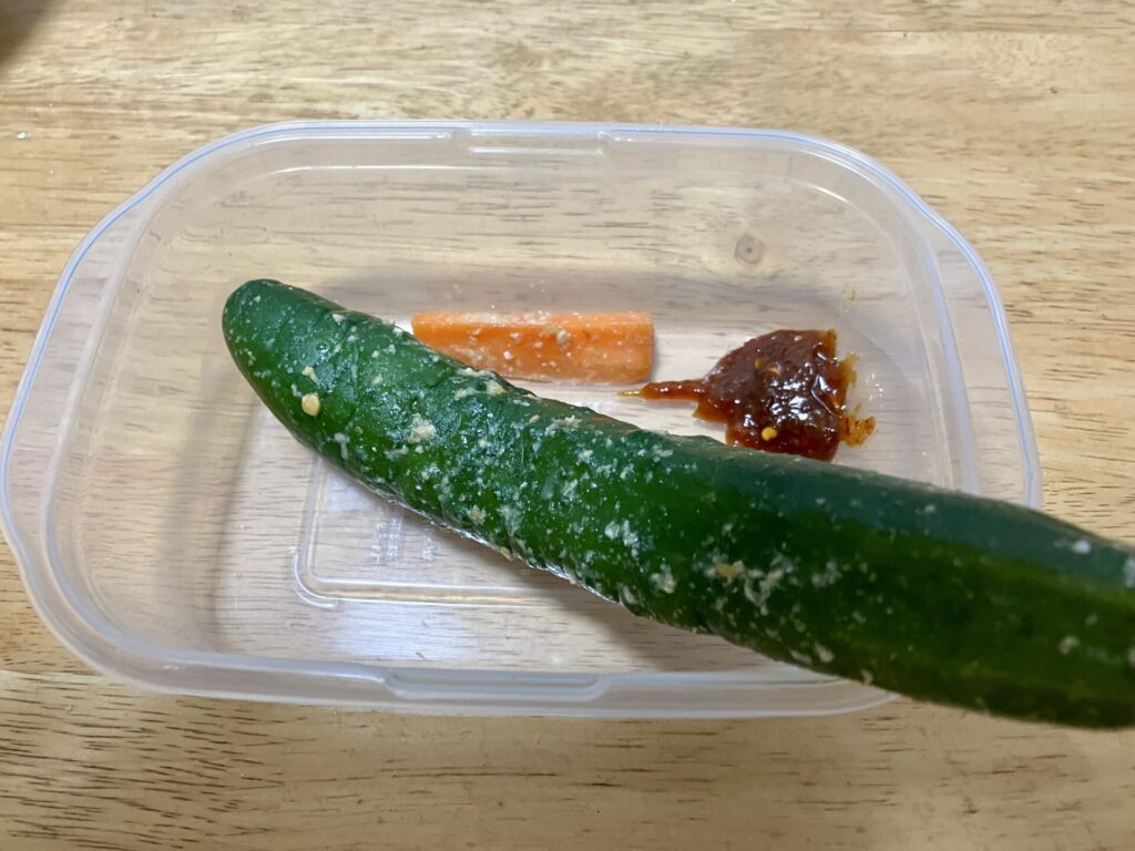 酒屋さんで頂いた糠漬け