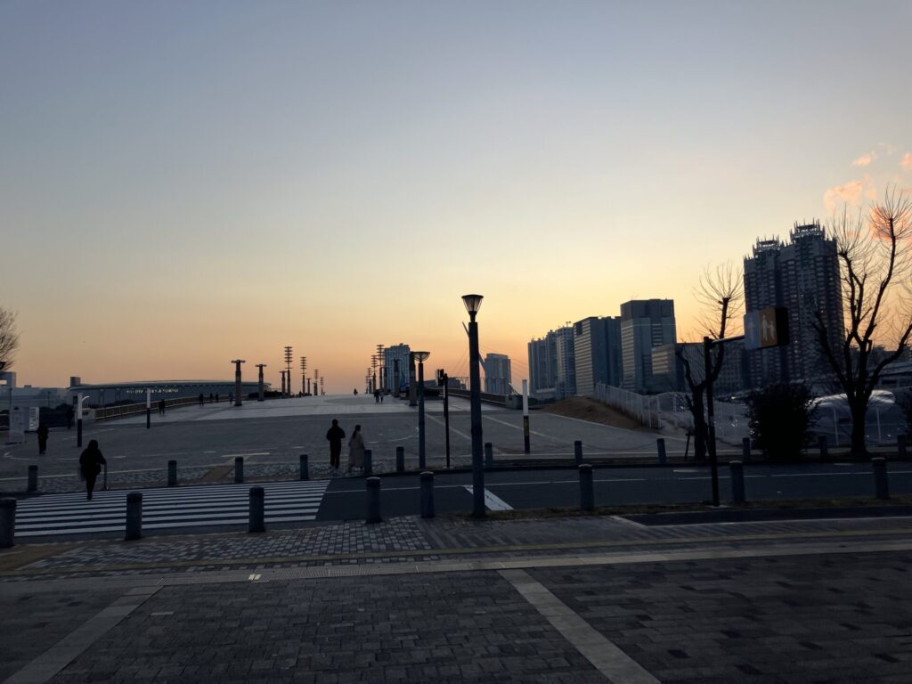 夢の大橋の様子(夕方)